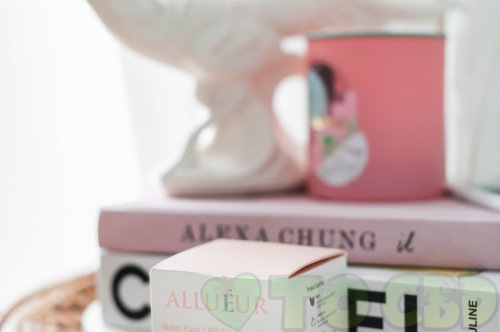 Keep Your Lips In Check With CBD Lip Balm