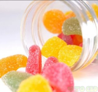 CBD Gummy Fruit Slices